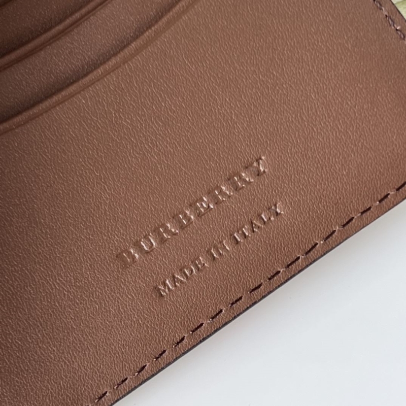 Bv*b*rry wallets